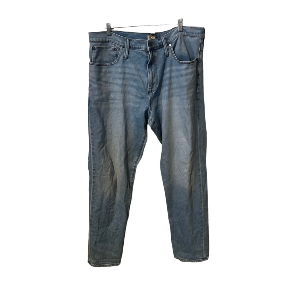 Madewell Relaxed Taper Light Wash Size 40x34 Jeans.